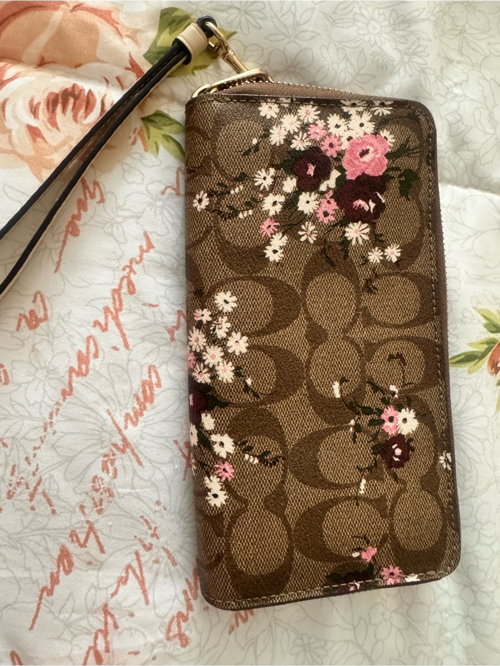 Coach Brown Signature Floral Wristlet Card Holder